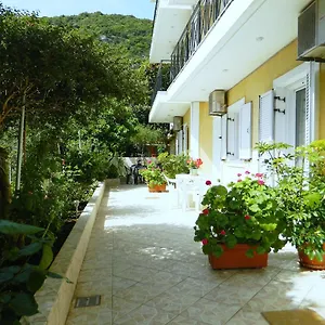 Ariston Ξενοδοχείο με διαμερίσματα Πόρος