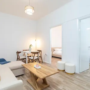 Mainavenue Living Local Διαμέρισμα